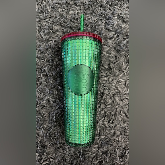 Starbucks Other - Selling a cup that was originally bought from a cup collector no longer need